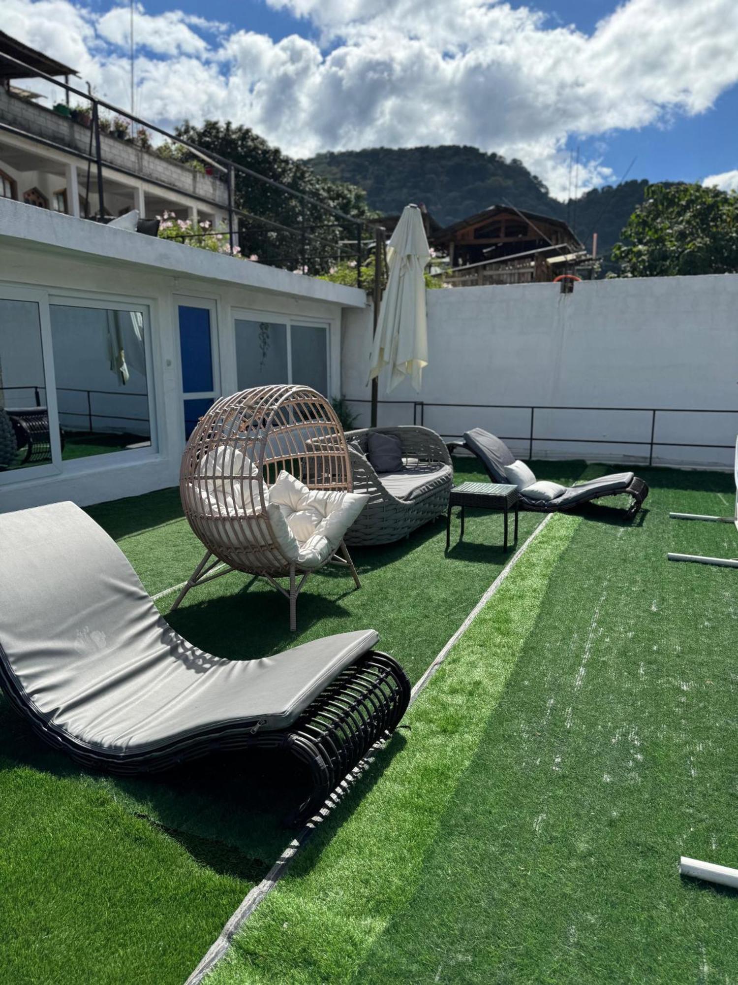 Luxury Atitlan Suites San Pedro La Laguna Exterior photo