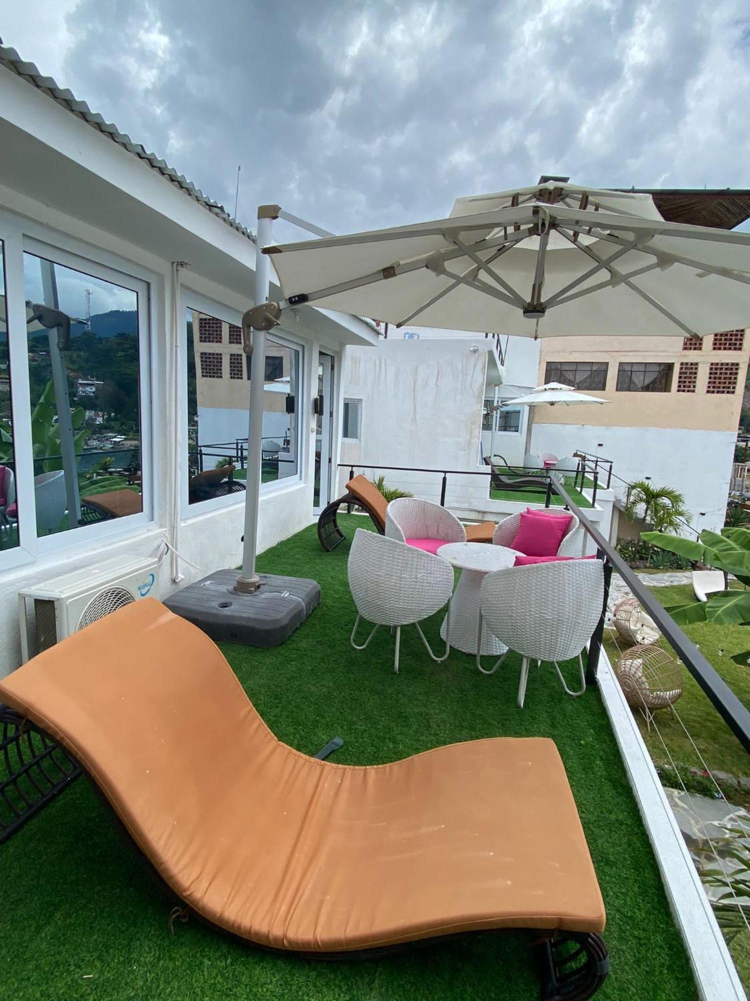 Luxury Atitlan Suites San Pedro La Laguna Exterior photo